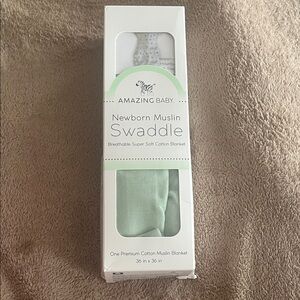 Newborn Muslin Swaddle - Mint Green